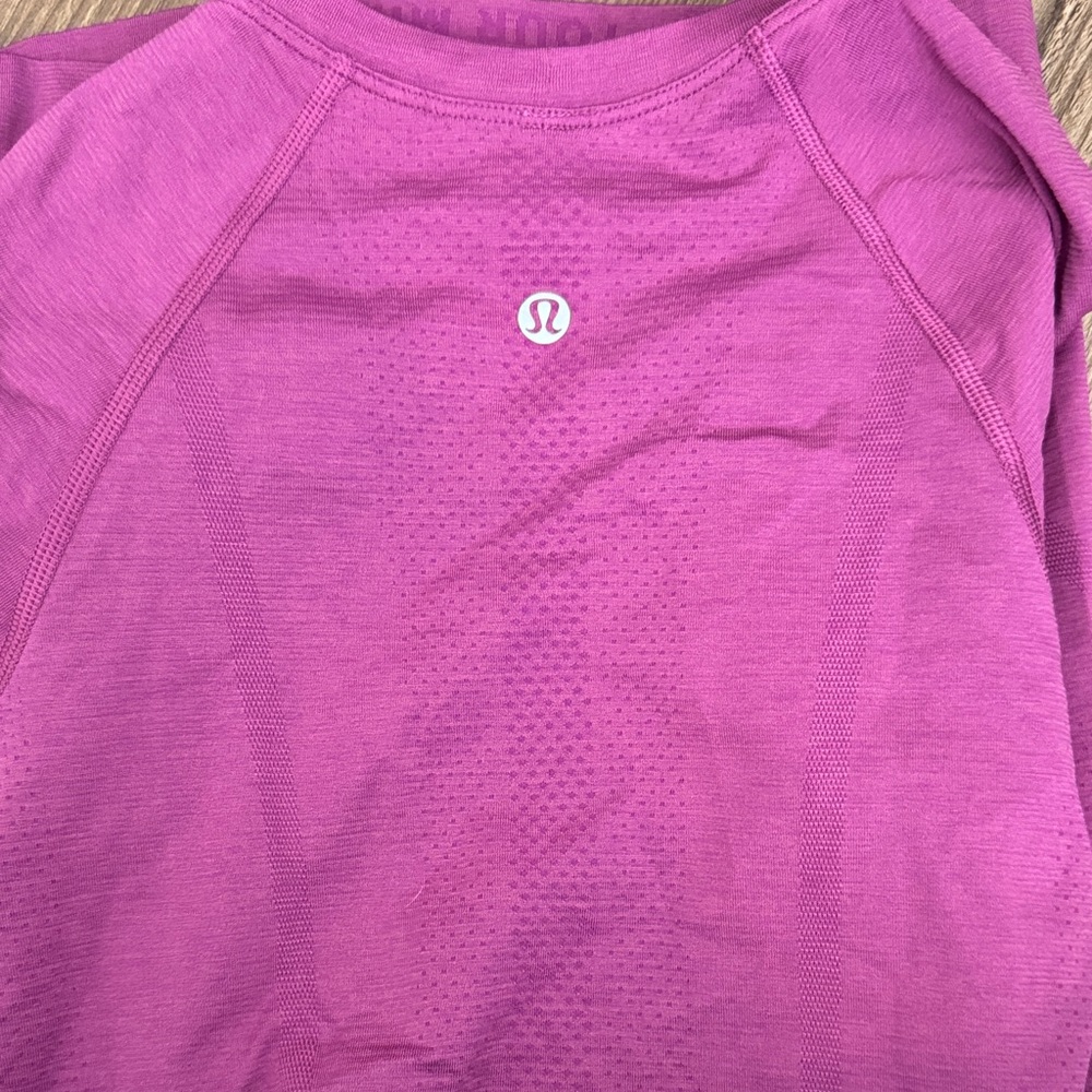 lululemon athletica Purple Short Sleeve Tee